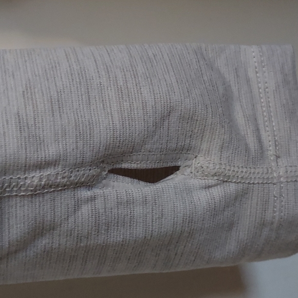 Zyia yoga shawl - Picture 3 of 4